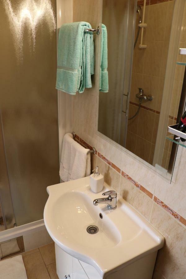 Guesthouse Mario Кореница Екстер'єр фото