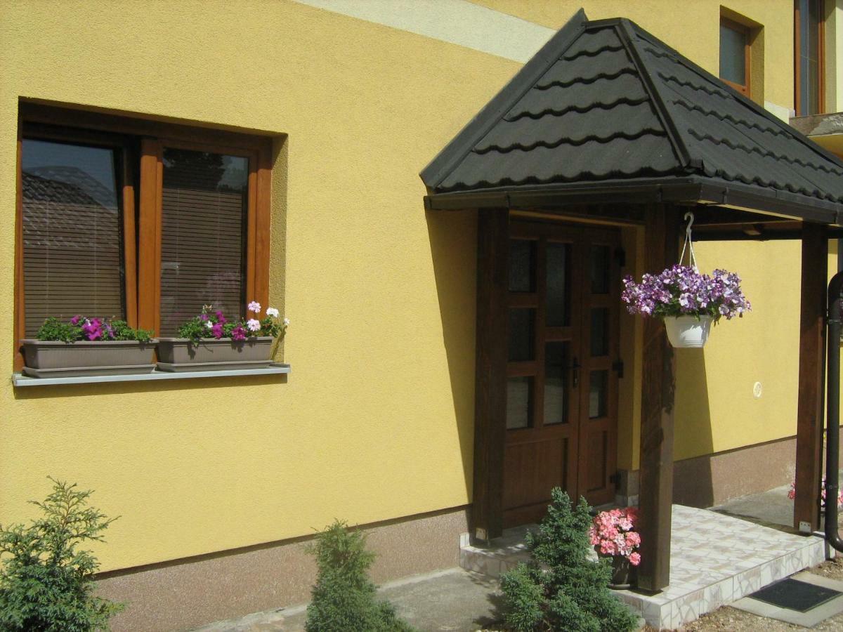 Guesthouse Mario Кореница Екстер'єр фото